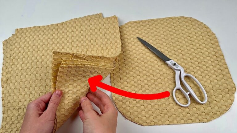 Transform One Towel into 8 Simple Pieces: A Beginner’s Guide to Creative DIY!