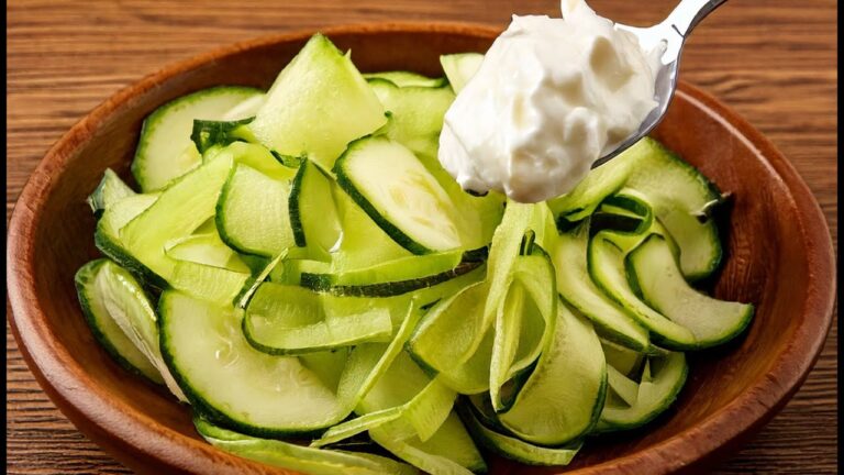 5-Minute Zucchini Recipe Everyone Raves About!